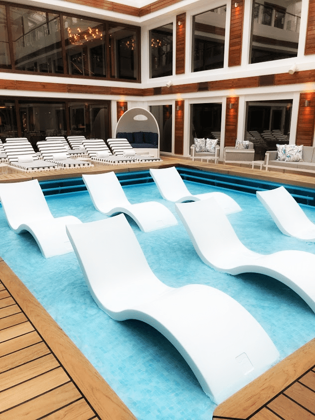 Norwegian The Haven Pool Seats