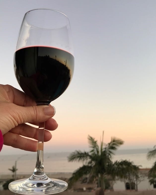 Always5Star California Beaches To Enjoy Wine Or Champagne On