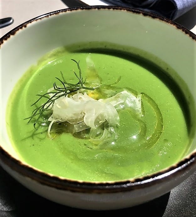 English Pea Soup | crab, fennel