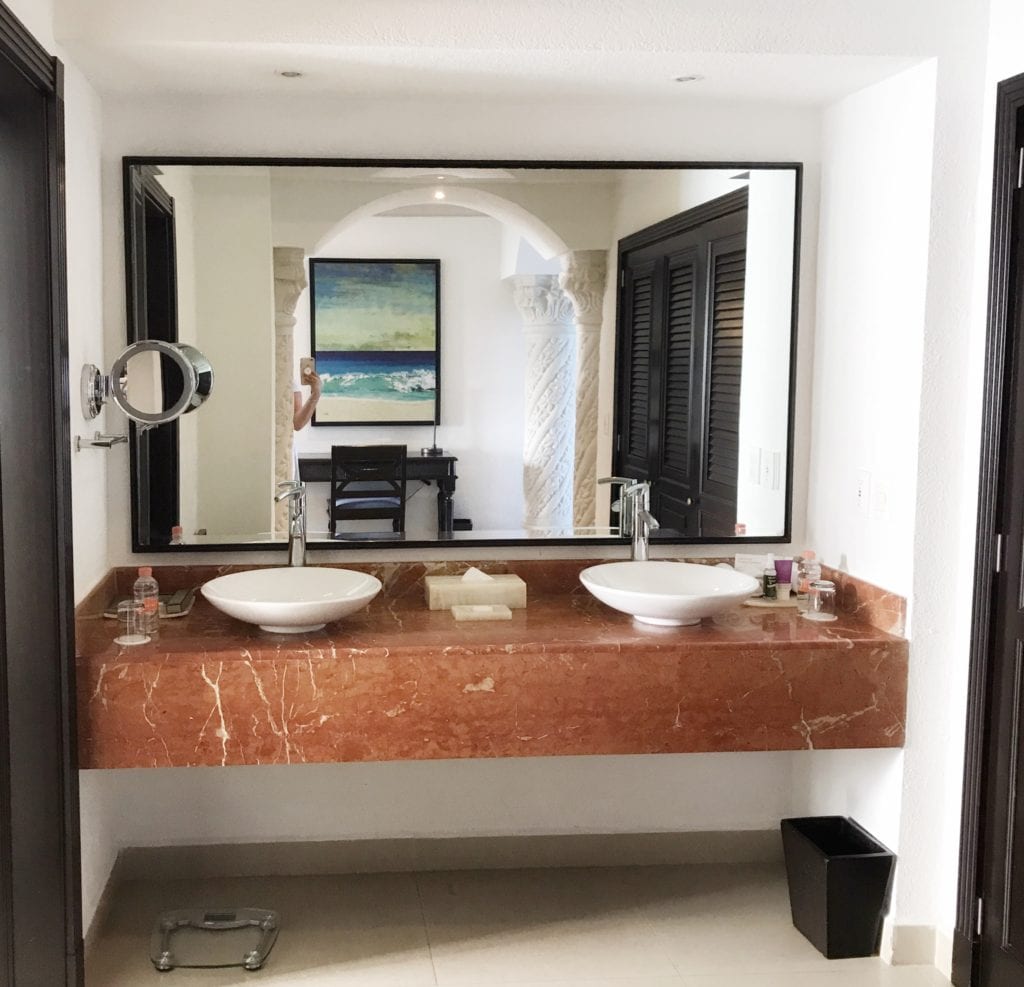 Expansive bathroom